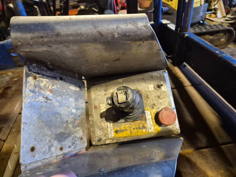 UpRight 2 persons lift - Scherenbühne: das Bild 5 UpRight 2 persons lift - Scherenbühne: das Bild 5