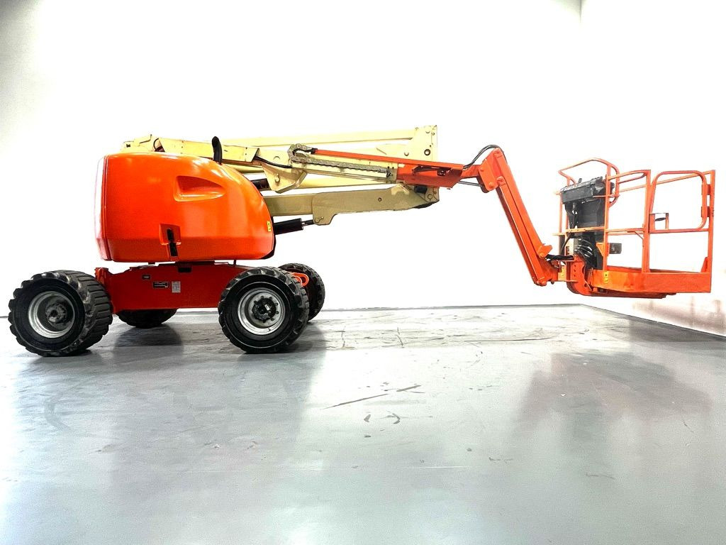JLG 450AJ - Gelenkarmbühne: das Bild 5 JLG 450AJ - Gelenkarmbühne: das Bild 5