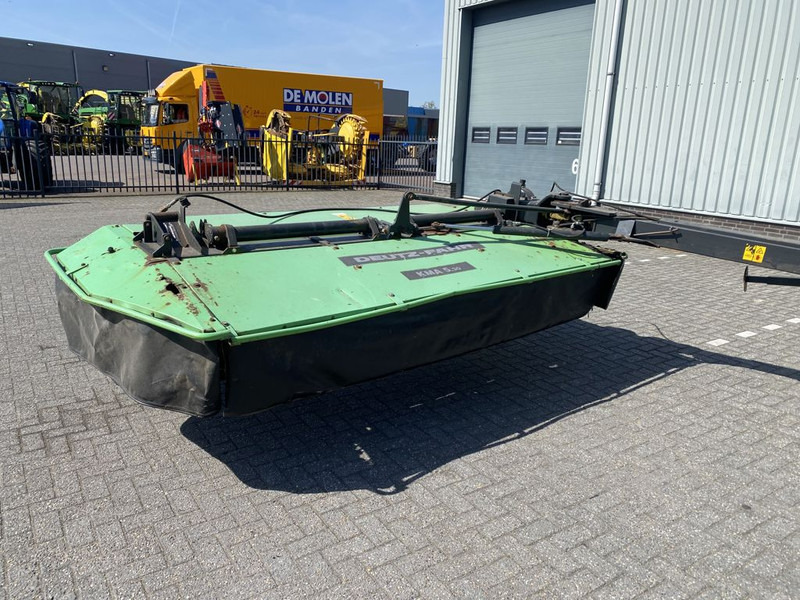 Deutz-Fahr KMA 5.30 - Mähwerk: das Bild 2 Deutz-Fahr KMA 5.30 - Mähwerk: das Bild 2