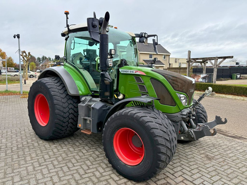 Fendt 516 Vario ProfiPlus - Traktor: das Bild 4 Fendt 516 Vario ProfiPlus - Traktor: das Bild 4