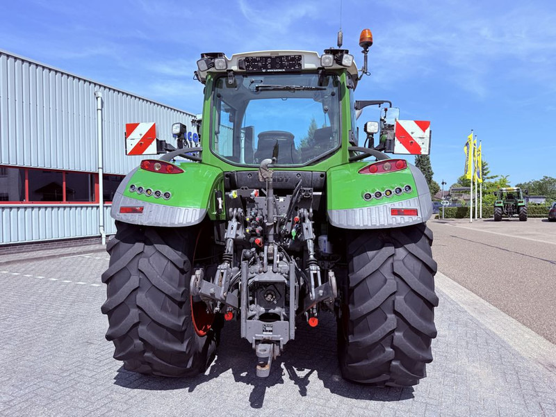 Fendt 722 Vario Power + - Traktor: das Bild 4 Fendt 722 Vario Power + - Traktor: das Bild 4