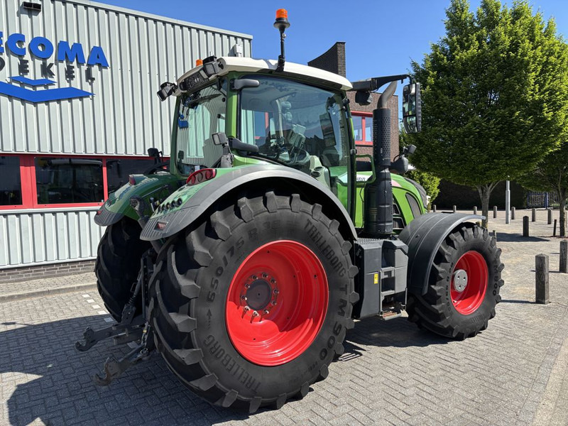 Fendt 724 S4 Profi Plus - Traktor: das Bild 3 Fendt 724 S4 Profi Plus - Traktor: das Bild 3