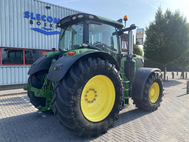 John Deere 6215R Autopowr Premium Edition - Traktor: das Bild 5 John Deere 6215R Autopowr Premium Edition - Traktor: das Bild 5