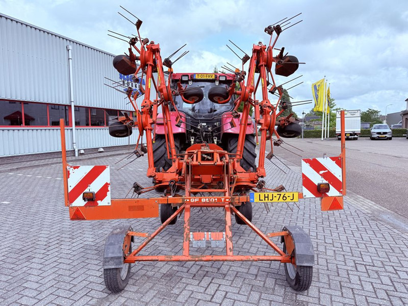 Kuhn GF8501 T - Heuwender/ Wenderechen: das Bild 4 Kuhn GF8501 T - Heuwender/ Wenderechen: das Bild 4