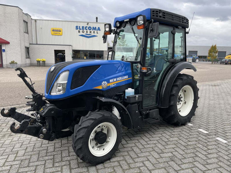 New Holland T4.80N - Traktor: das Bild 1 New Holland T4.80N - Traktor: das Bild 1