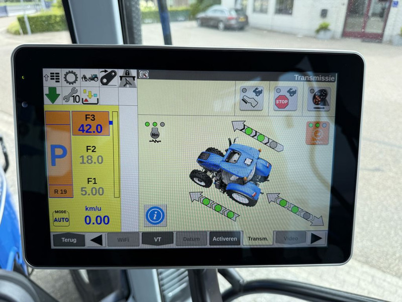 Traktor neu kaufen New Holland T6.145 AC STAGE V: das Bild 17