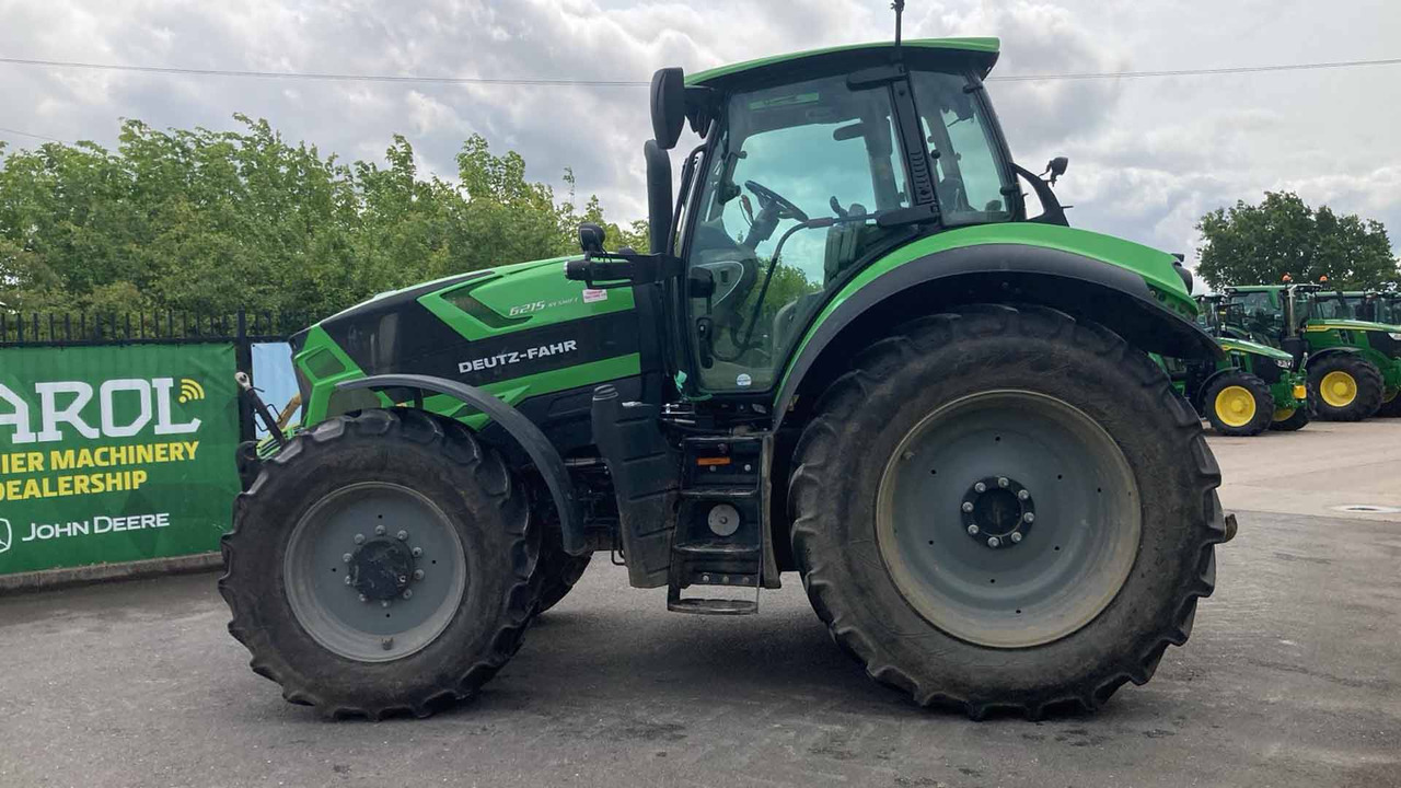 Deuts-Fahr 6215RC - Traktor: das Bild 1 Deuts-Fahr 6215RC - Traktor: das Bild 1