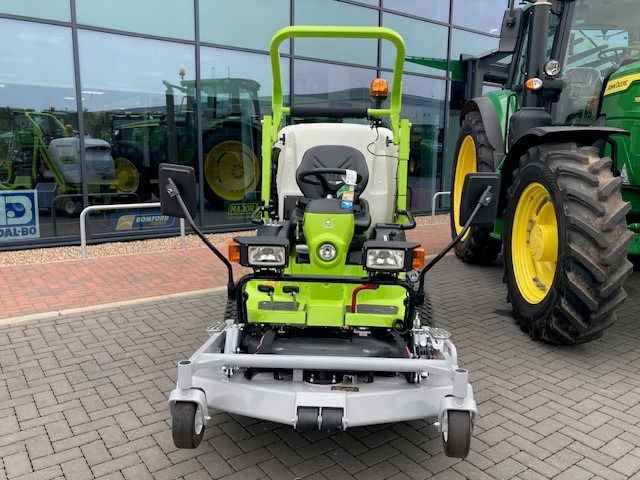 Grillo FD900 Outfront Cut & Collect - Rasenmäher: das Bild 3 Grillo FD900 Outfront Cut & Collect - Rasenmäher: das Bild 3