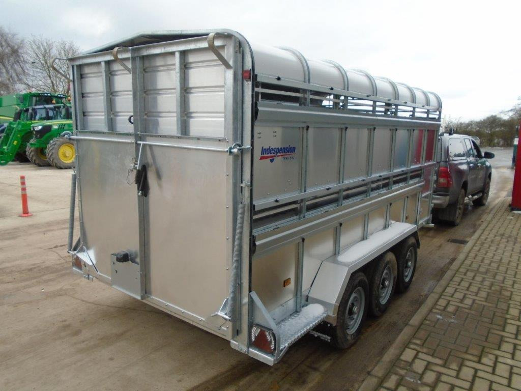 Indespension LT35146TRI - Tiertransporter Anhänger: das Bild 3 Indespension LT35146TRI - Tiertransporter Anhänger: das Bild 3