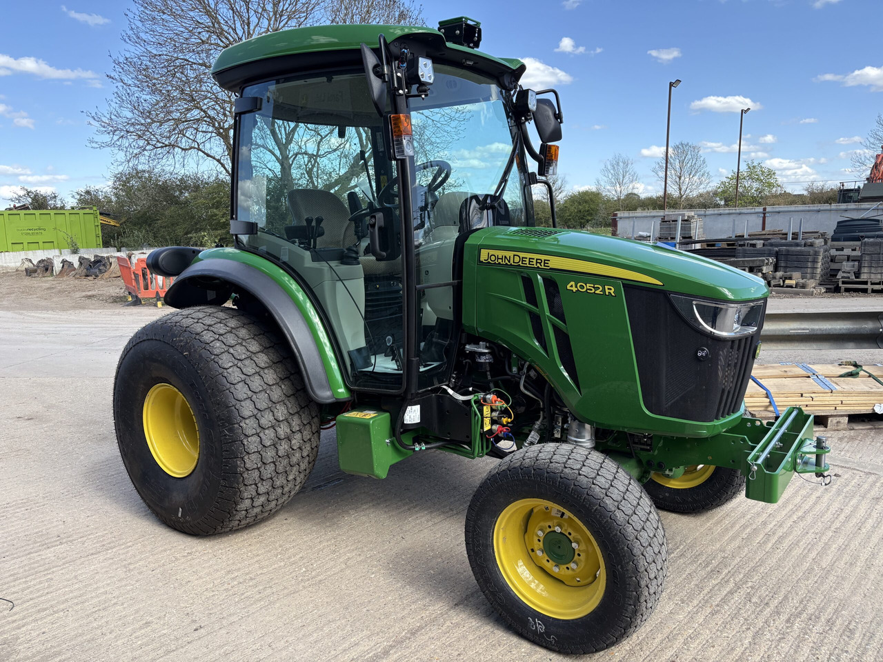 John Deere 4052R Compact Tractor - Kleintraktor: das Bild 2 John Deere 4052R Compact Tractor - Kleintraktor: das Bild 2