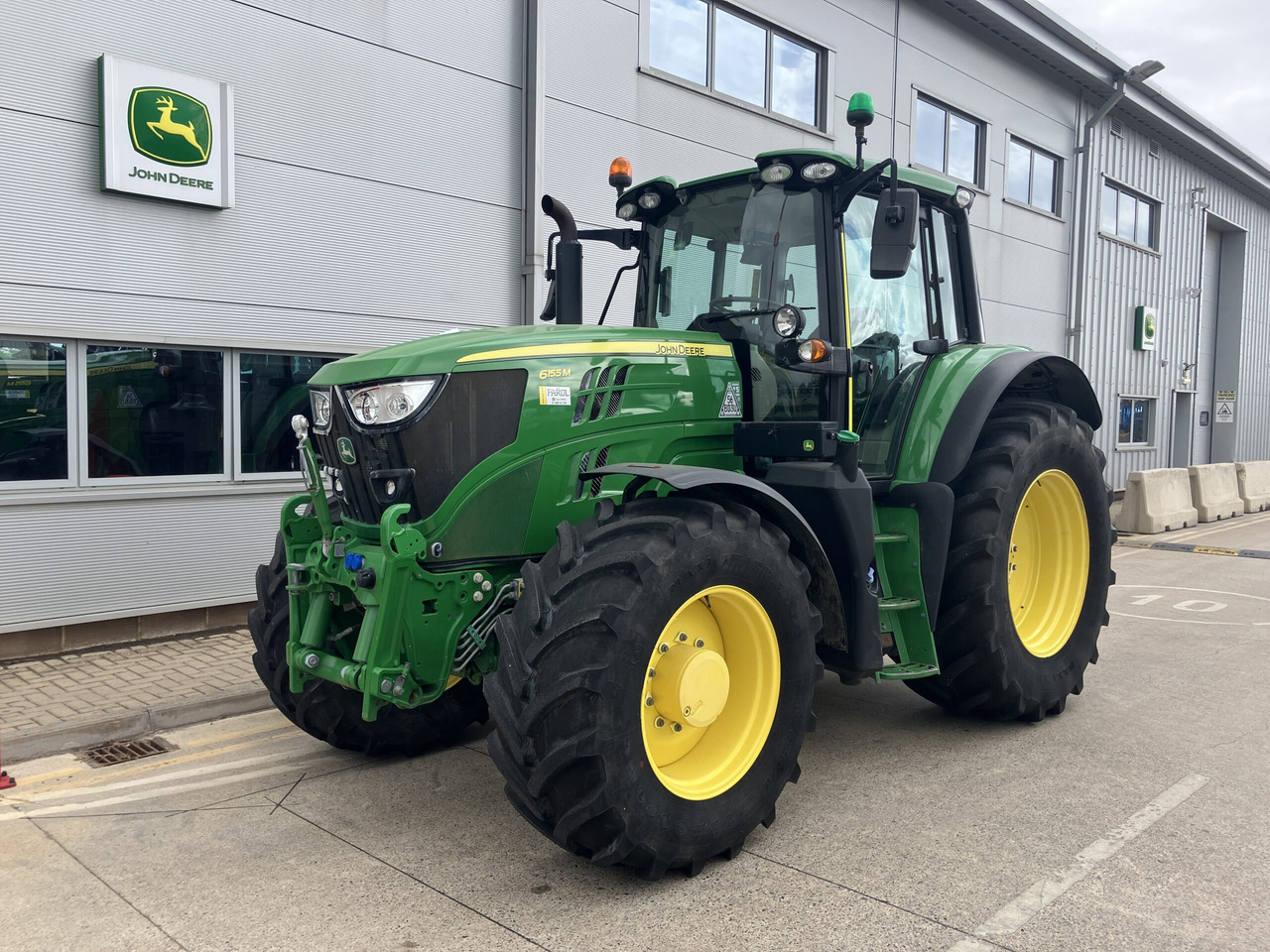 John Deere 6155M - Traktor: das Bild 1 John Deere 6155M - Traktor: das Bild 1