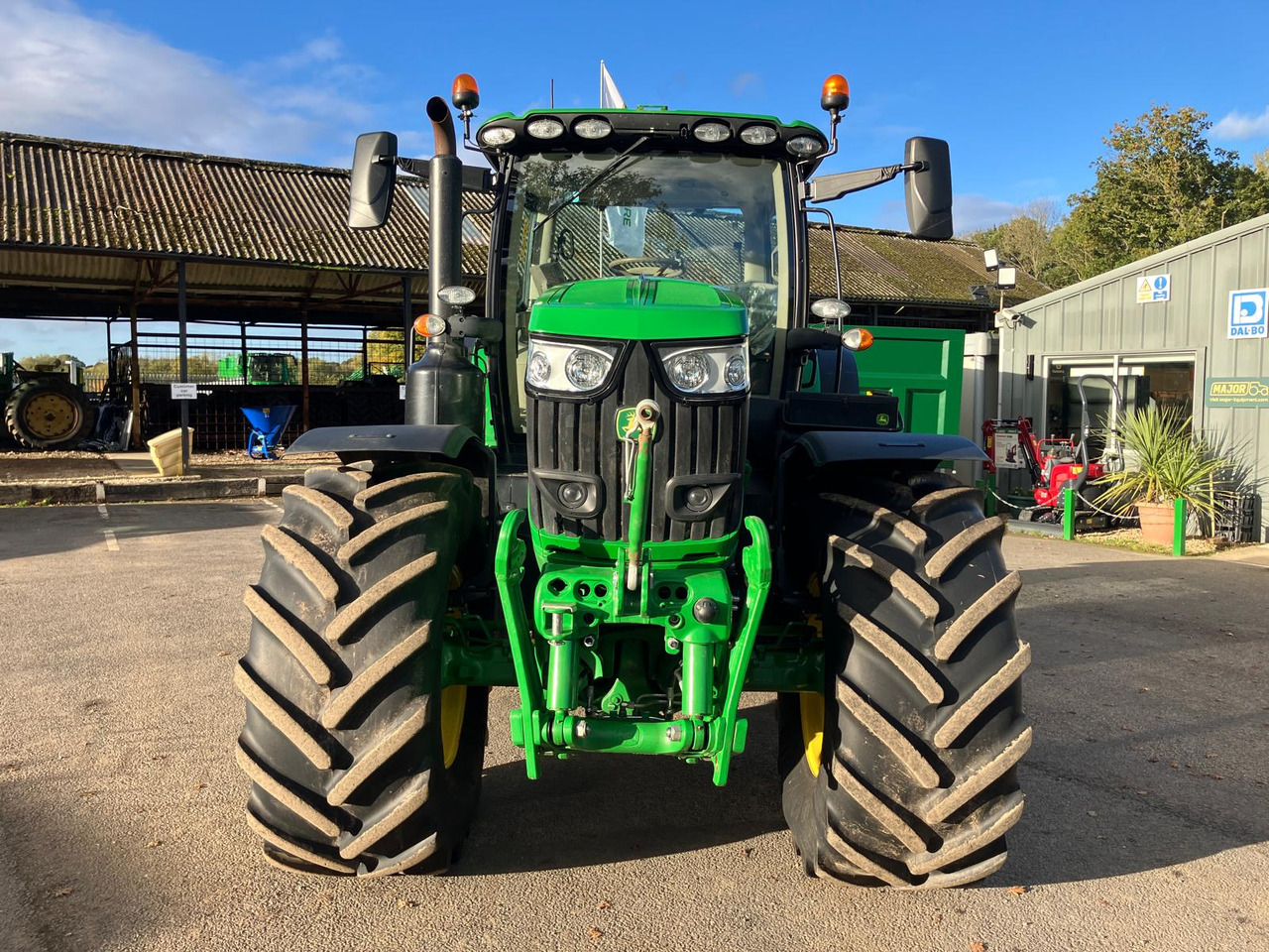 John Deere 6175R - Traktor: das Bild 2 John Deere 6175R - Traktor: das Bild 2
