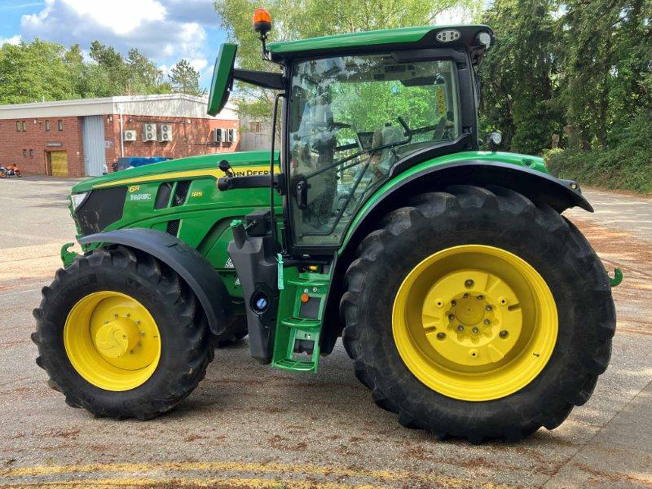John Deere 6R 185 - Traktor: das Bild 1 John Deere 6R 185 - Traktor: das Bild 1