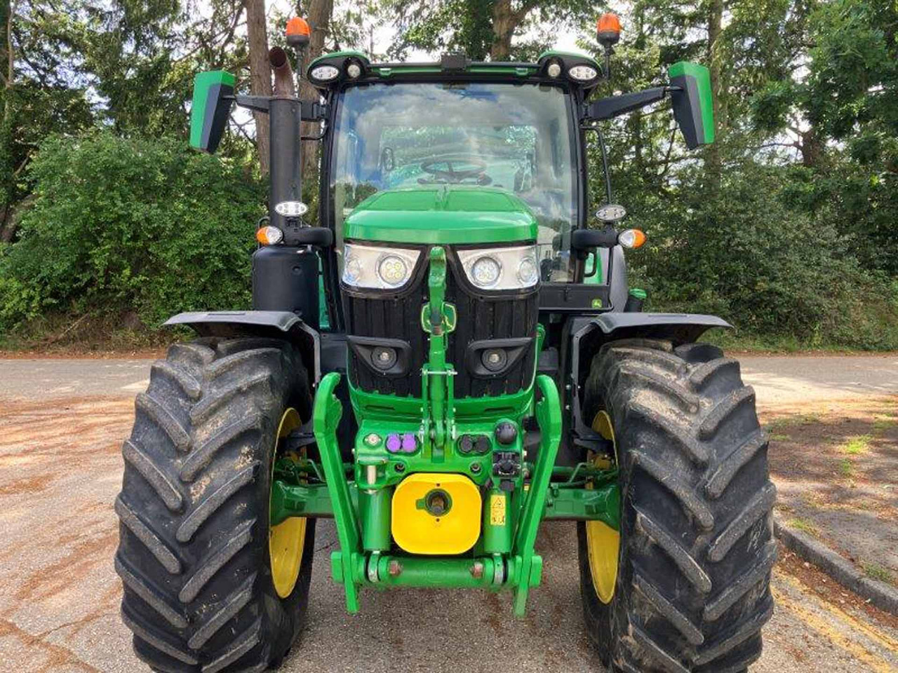 John Deere 6R 185 - Traktor: das Bild 4 John Deere 6R 185 - Traktor: das Bild 4