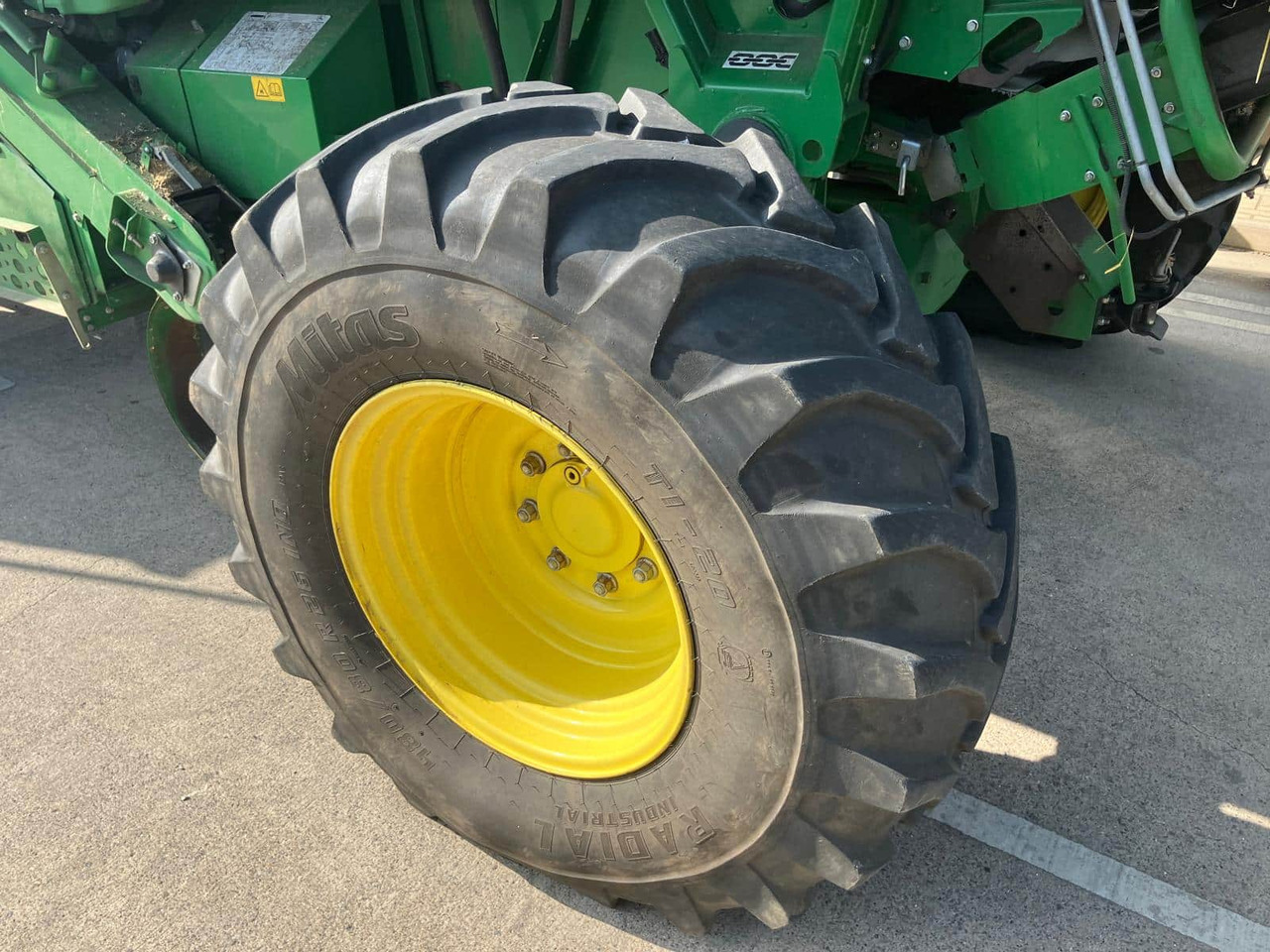 Mähdrescher John Deere T560i HM: das Bild 12