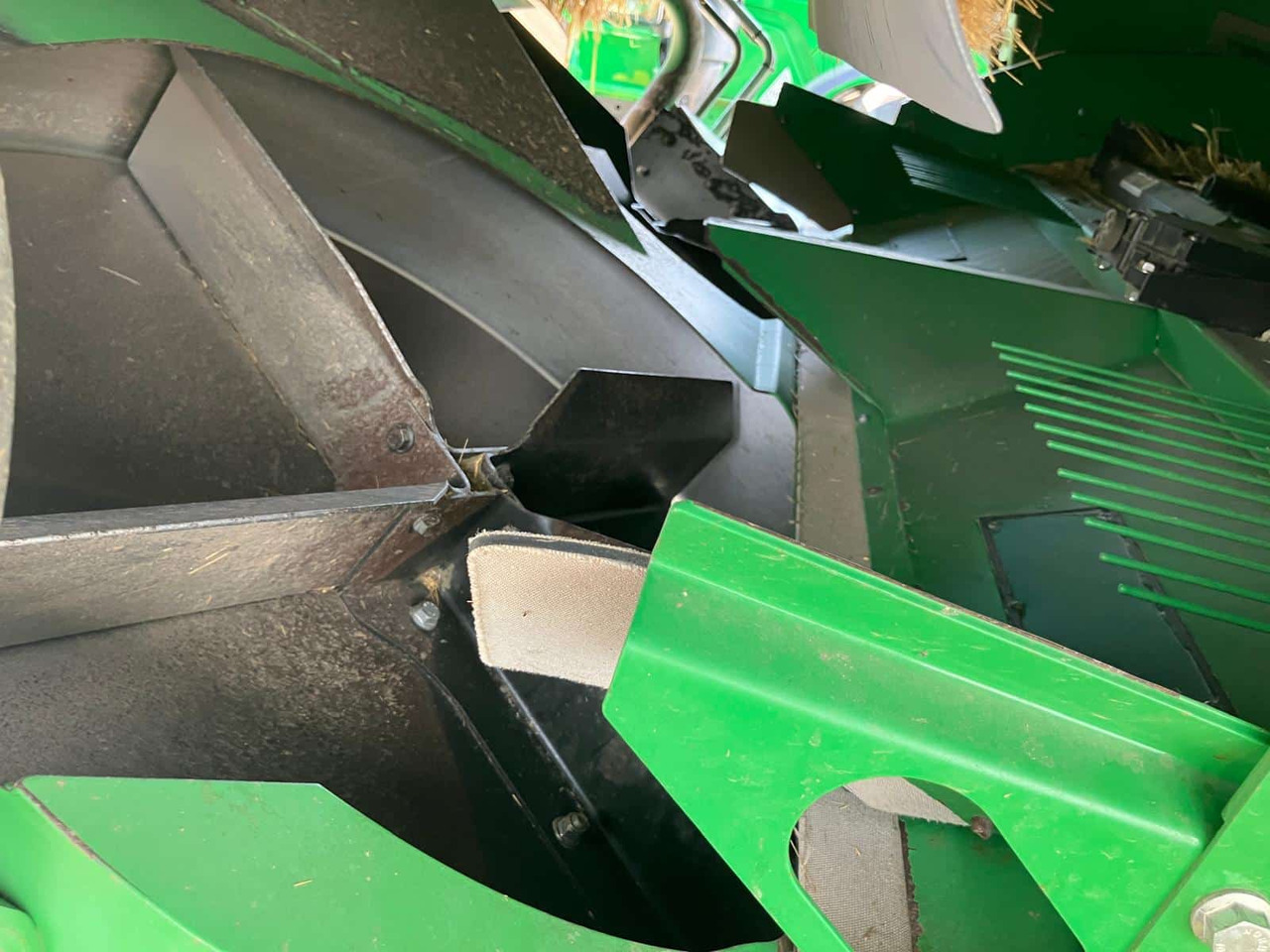 Mähdrescher John Deere T560i HM: das Bild 19