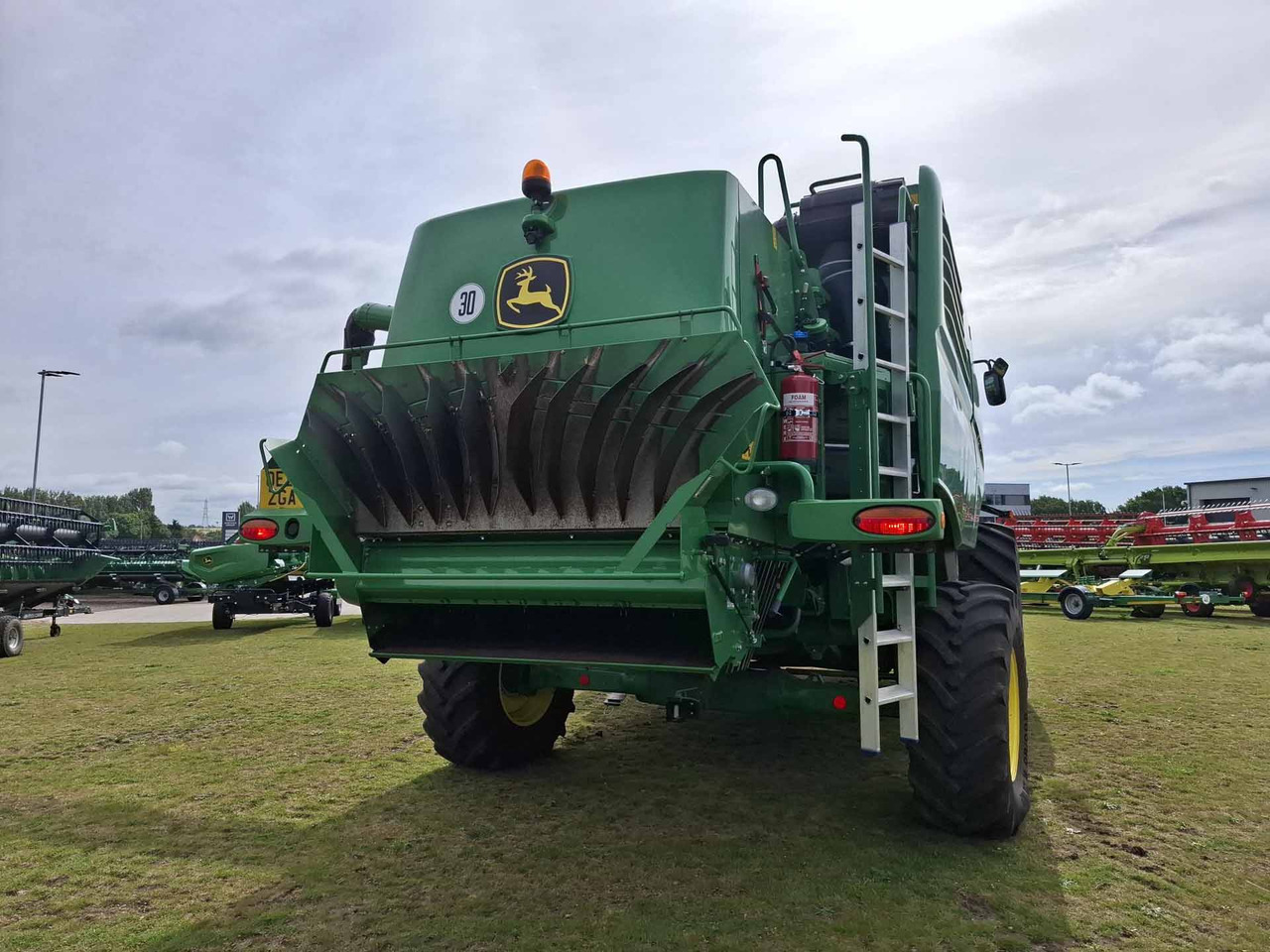 John Deere T670 - Mähdrescher: das Bild 5 John Deere T670 - Mähdrescher: das Bild 5