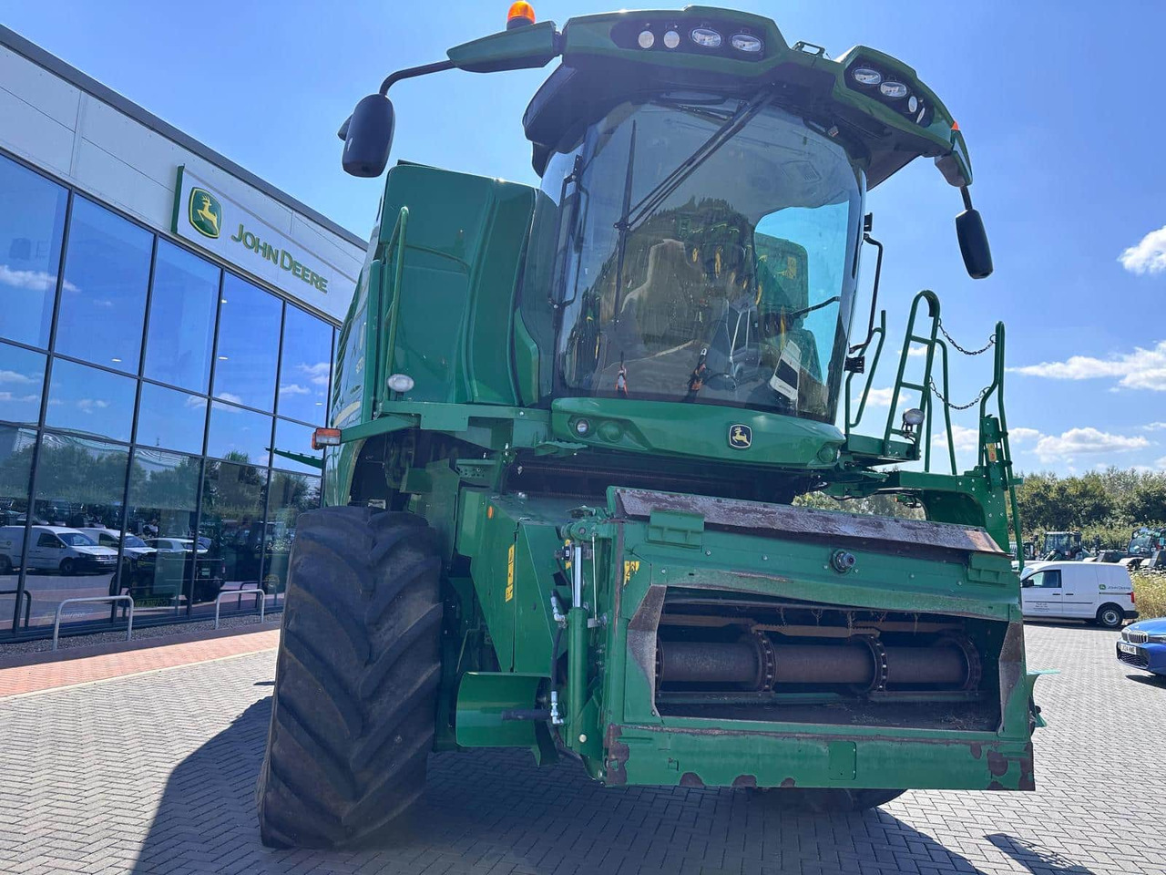 John Deere T670i HM - Mähdrescher: das Bild 2 John Deere T670i HM - Mähdrescher: das Bild 2