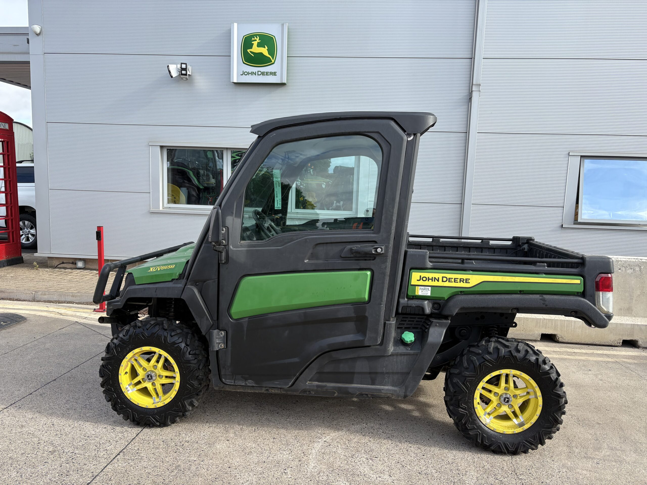John Deere XUV865M Gator - Quad: das Bild 1 John Deere XUV865M Gator - Quad: das Bild 1