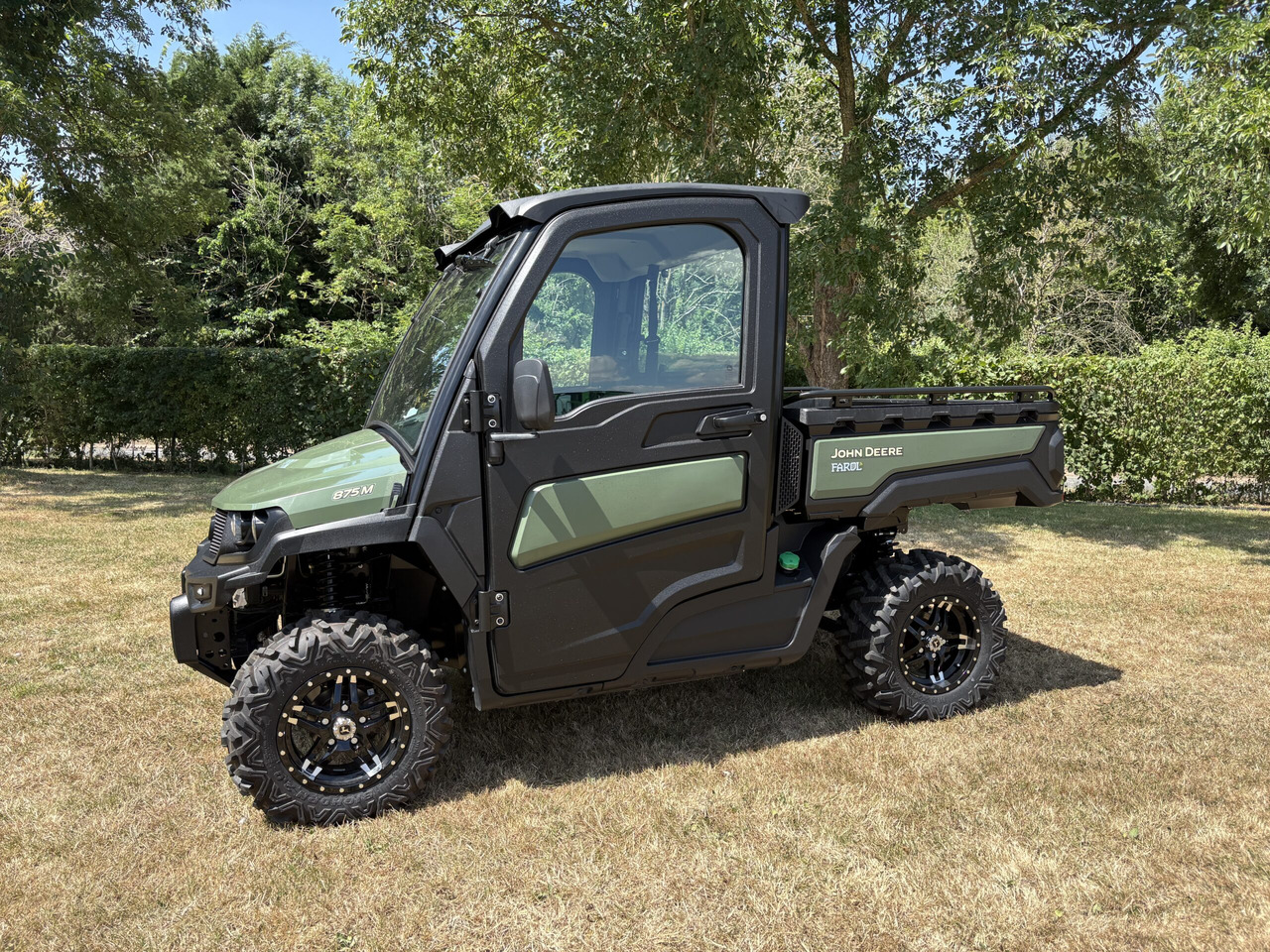 John Deere XUV875M Gator - Quad: das Bild 1 John Deere XUV875M Gator - Quad: das Bild 1