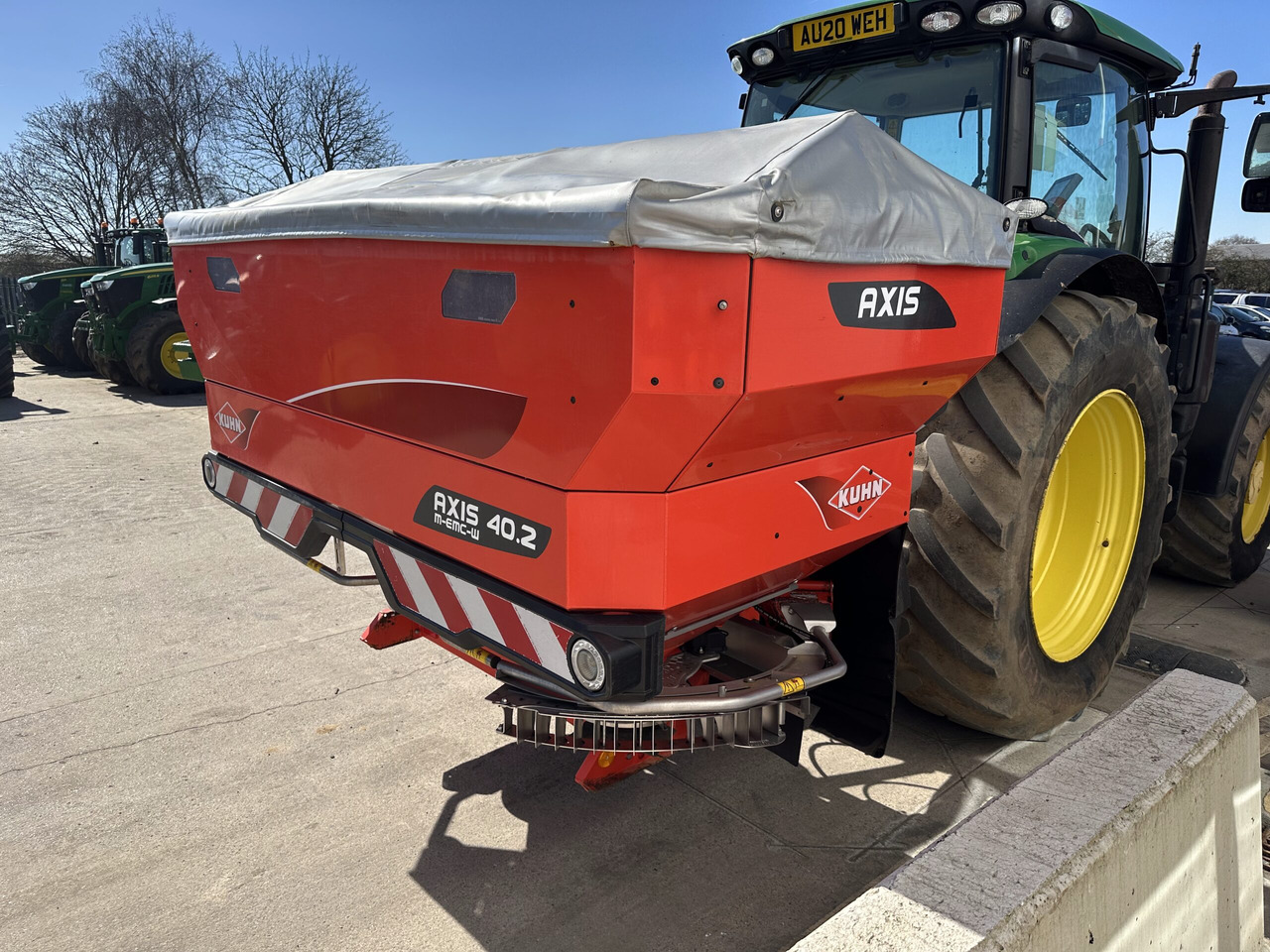 Kuhn Axis 40.2 M-EMC-W - Düngerstreuer: das Bild 4 Kuhn Axis 40.2 M-EMC-W - Düngerstreuer: das Bild 4