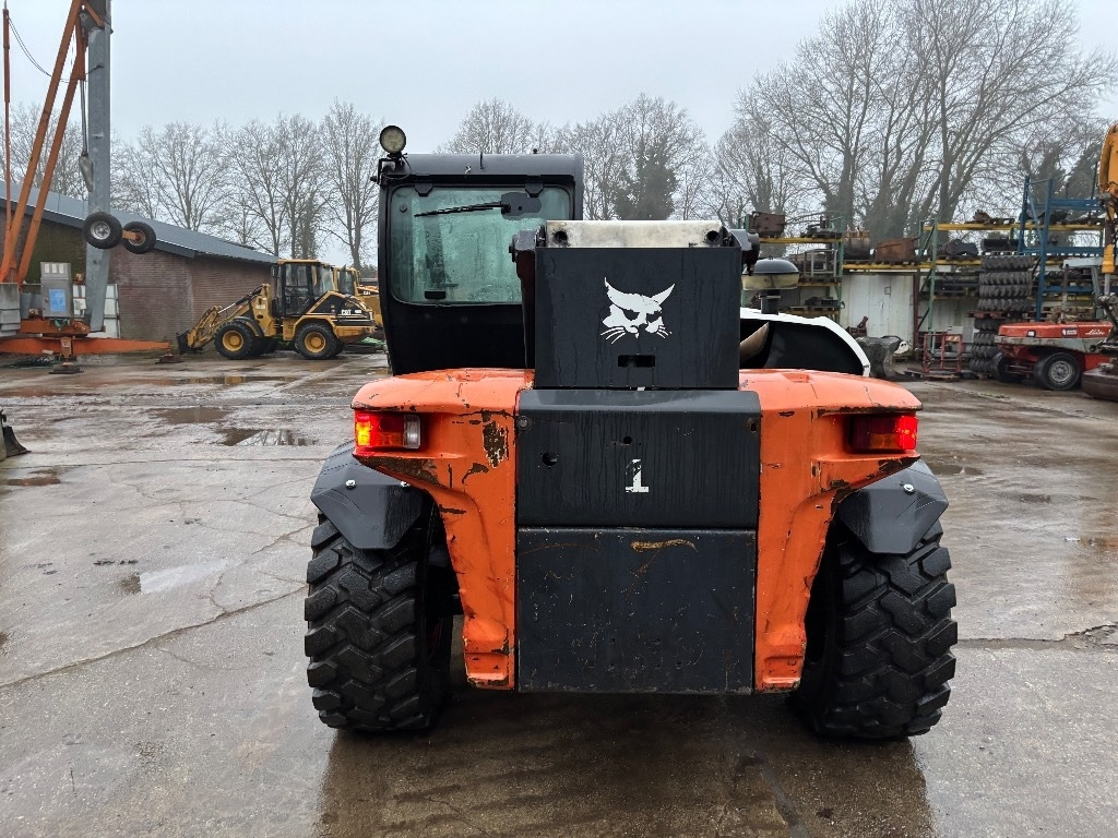 Bobcat T 35.105 L - Teleskoplader: das Bild 2 Bobcat T 35.105 L - Teleskoplader: das Bild 2