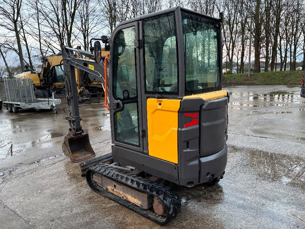 Volvo EC 20 E - Minibagger: das Bild 3 Volvo EC 20 E - Minibagger: das Bild 3