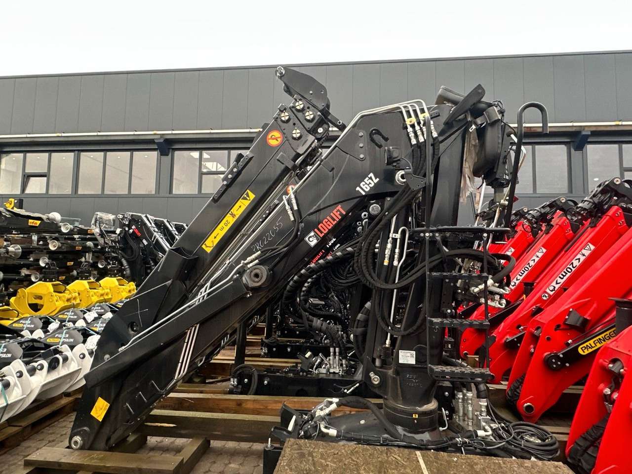Hiab LogLift 150 Z - Holztransporter, Autokran: das Bild 3 Hiab LogLift 150 Z - Holztransporter, Autokran: das Bild 3