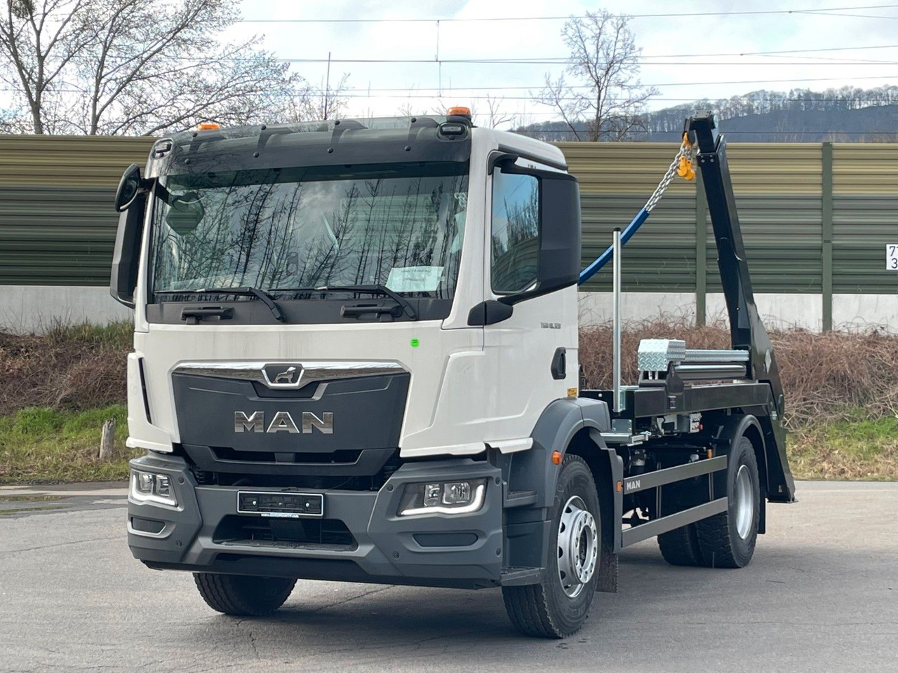 MAN TGM 18.320 4x2 Euro 6e Hyva Absetzkipper - Kipper, Autokran: das Bild 2 MAN TGM 18.320 4x2 Euro 6e Hyva Absetzkipper - Kipper, Autokran: das Bild 2