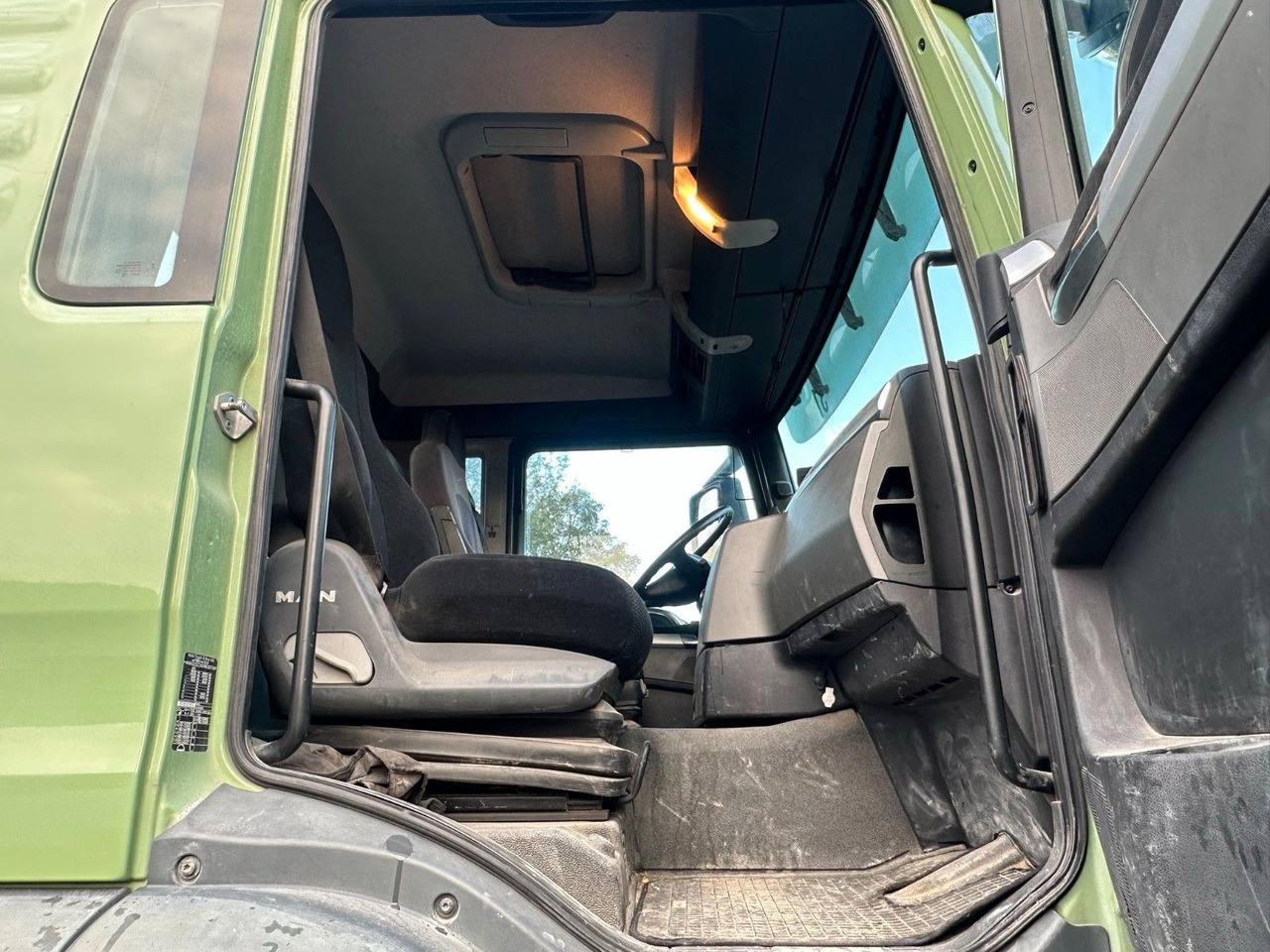 Fahrmischer MAN TGS 18.400 Betomischer Auflieger 2Achs Liebherr: das Bild 12