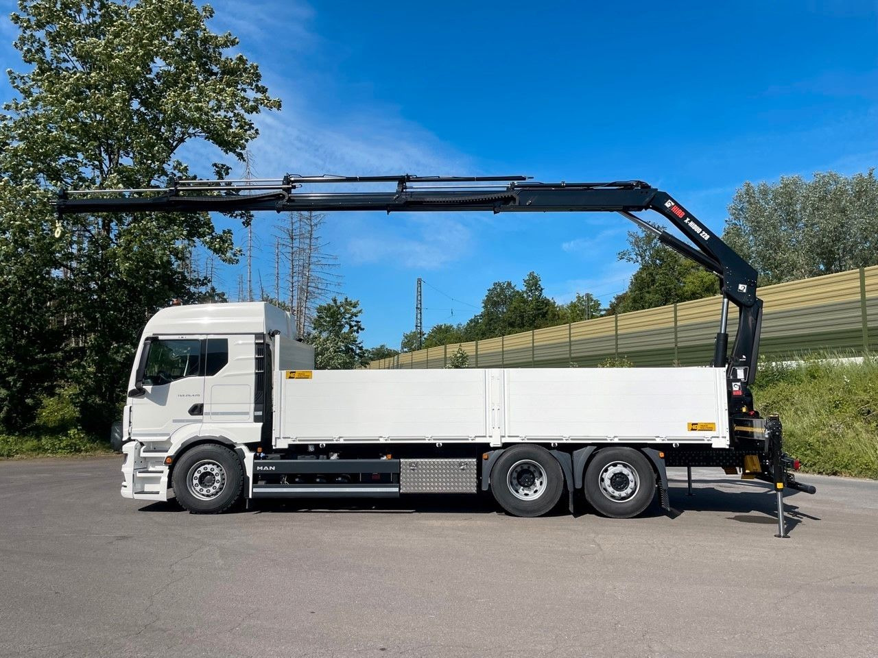 MAN TGS 26.480 6X2 Euro6 Retarder HIAB 228 - 4 - Pritsche LKW, Autokran: das Bild 3 MAN TGS 26.480 6X2 Euro6 Retarder HIAB 228 - 4 - Pritsche LKW, Autokran: das Bild 3
