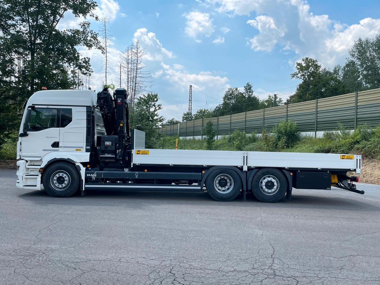 MAN TGS 26.480 / 6X2 Euro6 Retarder HIAB 228 - 6 - Pritsche LKW, Autokran: das Bild 3 MAN TGS 26.480 / 6X2 Euro6 Retarder HIAB 228 - 6 - Pritsche LKW, Autokran: das Bild 3
