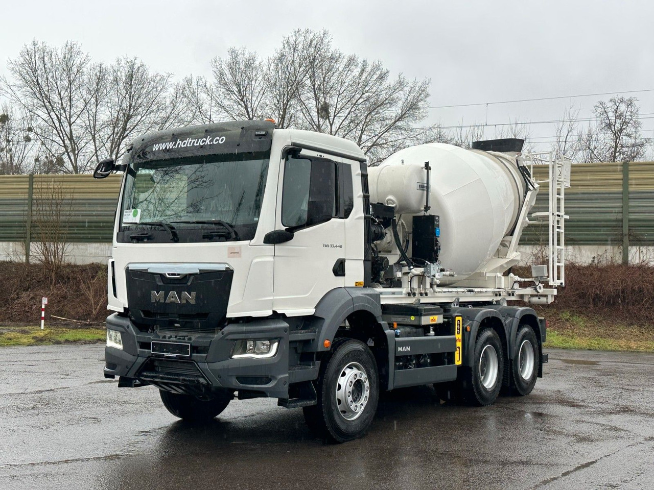 MAN TGS 33.440 6x4 Euro6e Abroller + Fahrmischer - Abrollkipper, Autokran: das Bild 2 MAN TGS 33.440 6x4 Euro6e Abroller + Fahrmischer - Abrollkipper, Autokran: das Bild 2