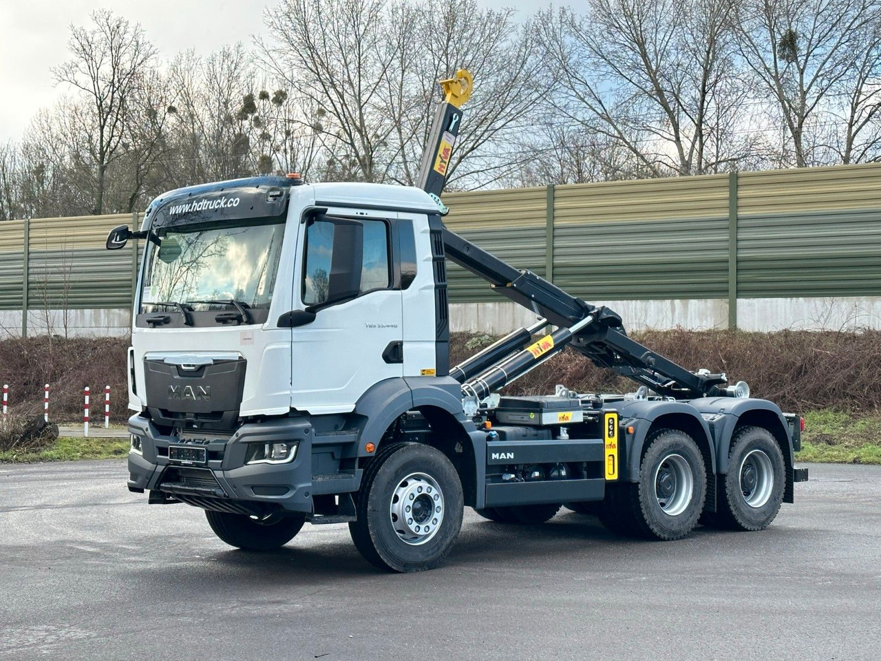 MAN TGS 33.440 6x4 Euro6e Abrollkipper Hyva - Abrollkipper, Autokran: das Bild 2 MAN TGS 33.440 6x4 Euro6e Abrollkipper Hyva - Abrollkipper, Autokran: das Bild 2