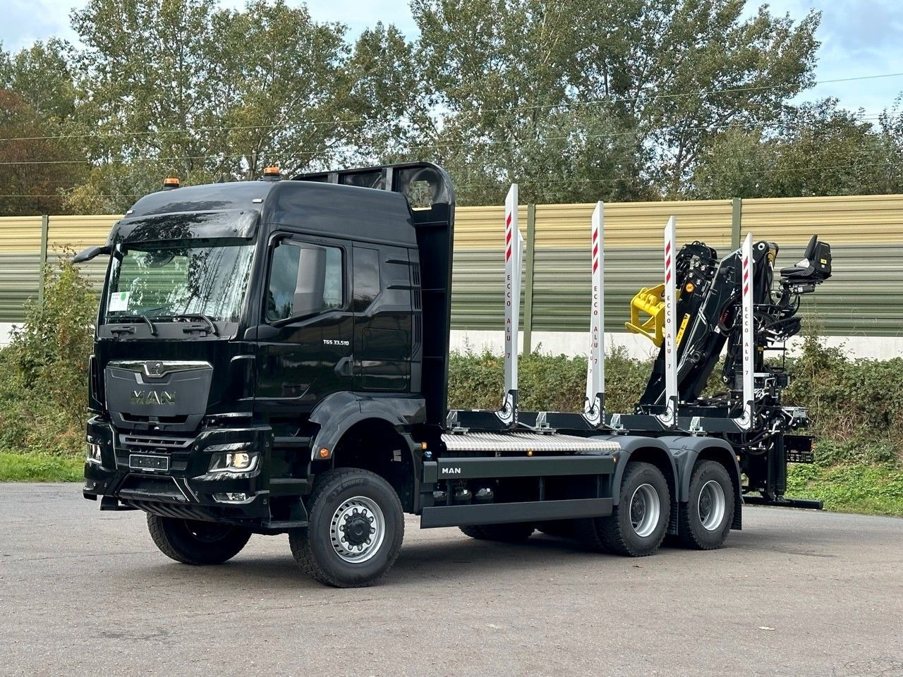 MAN TGS 33.520 6X6 Euro6e LogLift 165 Z - Holztransporter, Autokran: das Bild 3 MAN TGS 33.520 6X6 Euro6e LogLift 165 Z - Holztransporter, Autokran: das Bild 3