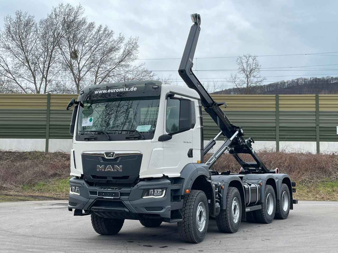 MAN TGS 35.480 8x4 Euro6e Hiab MultLift Abrollkipper - Abrollkipper, Autokran: das Bild 2 MAN TGS 35.480 8x4 Euro6e Hiab MultLift Abrollkipper - Abrollkipper, Autokran: das Bild 2