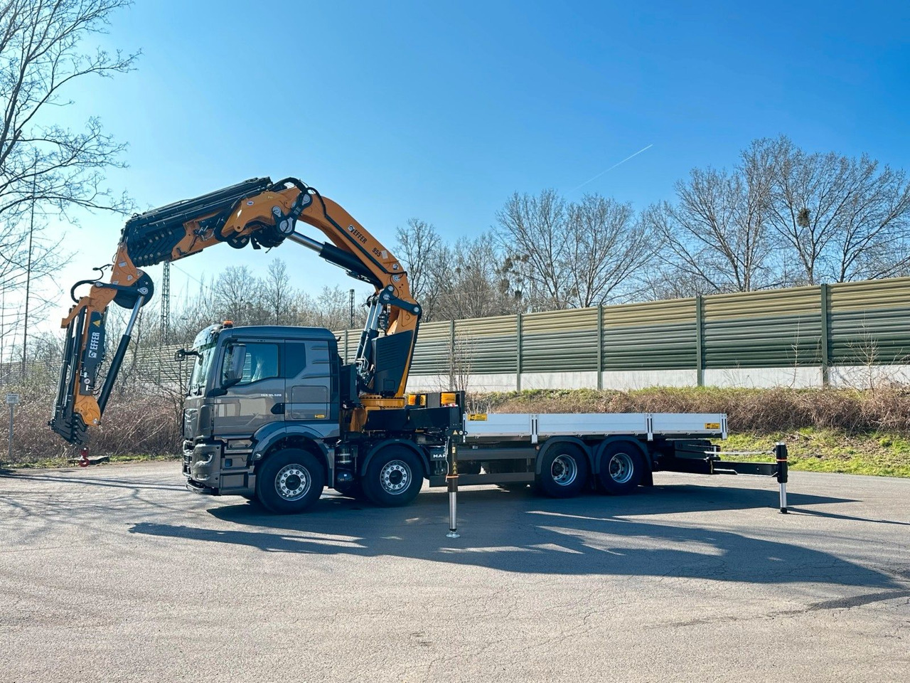 MAN TGS 35.520 8X4 TG 3 EFFER 955-8s +Jib 6sAUTOKRAN - Pritsche LKW, Autokran: das Bild 3 MAN TGS 35.520 8X4 TG 3 EFFER 955-8s +Jib 6sAUTOKRAN - Pritsche LKW, Autokran: das Bild 3