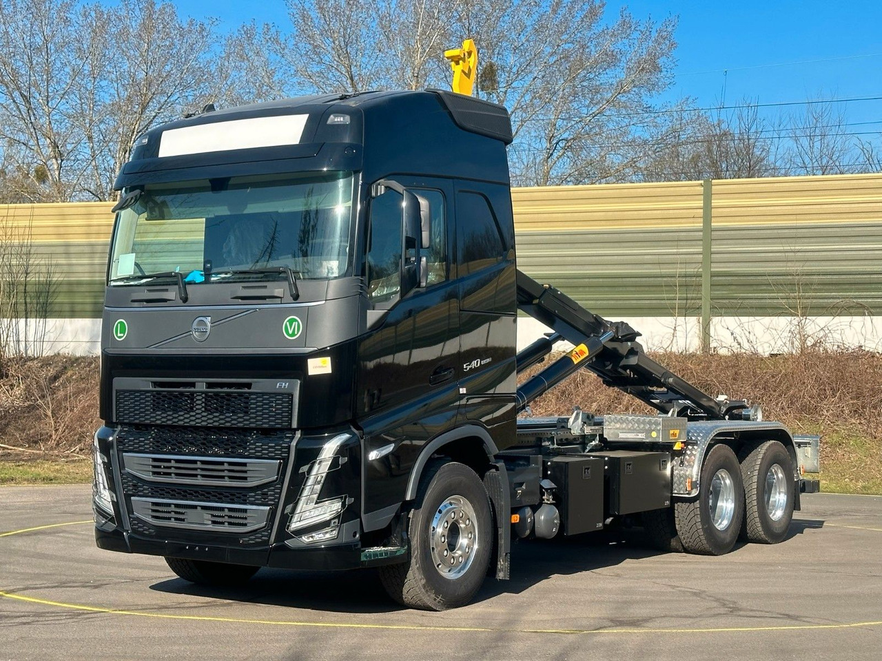 Volvo FH 540 6x4 Abrollkipper Hyva 20-60 - Abrollkipper, Autokran: das Bild 2 Volvo FH 540 6x4 Abrollkipper Hyva 20-60 - Abrollkipper, Autokran: das Bild 2