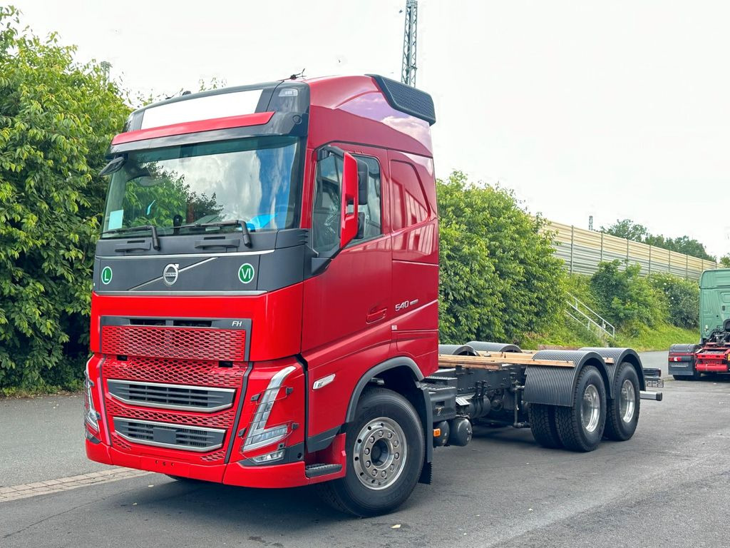 Volvo FH 540 6x4 - Fahrgestell LKW: das Bild 1 Volvo FH 540 6x4 - Fahrgestell LKW: das Bild 1
