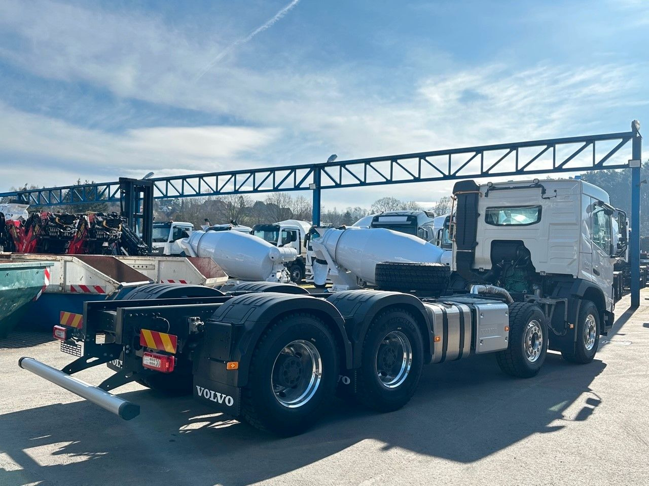 Volvo FMX 500 8x4 - Fahrgestell LKW: das Bild 2 Volvo FMX 500 8x4 - Fahrgestell LKW: das Bild 2