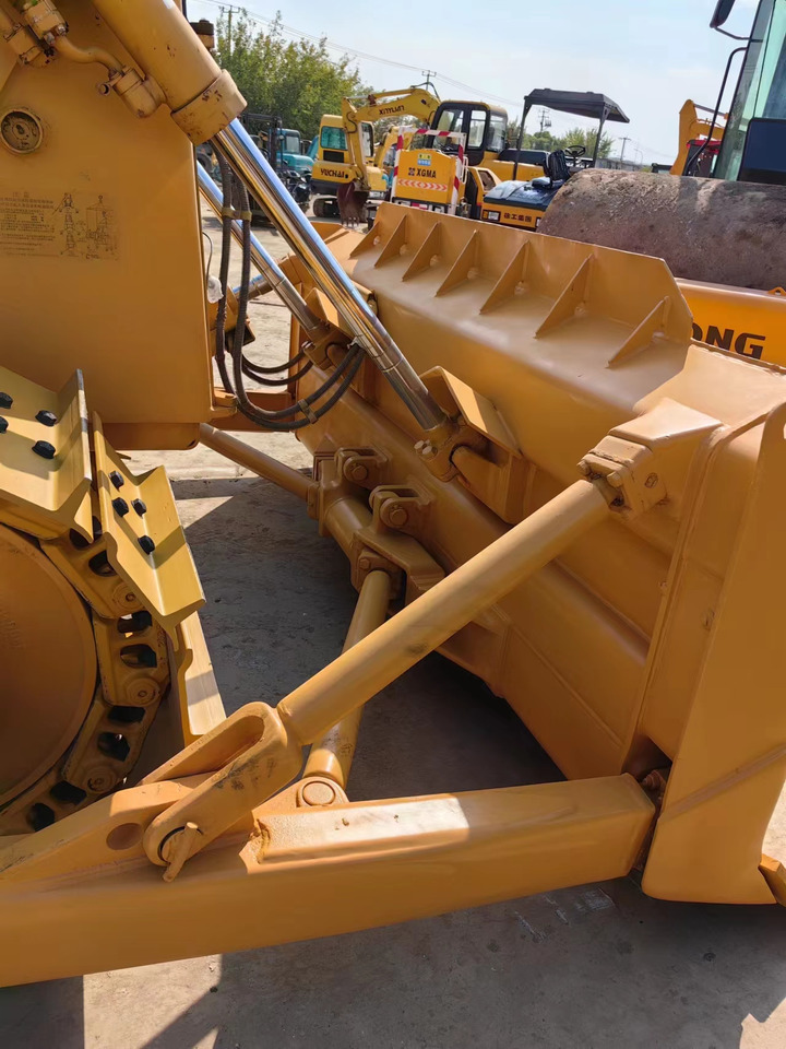 CATERPILLAR D6G2 - Bulldozer: das Bild 5 CATERPILLAR D6G2 - Bulldozer: das Bild 5