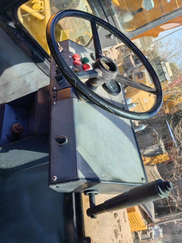 Fast Shipping Superior Quality Used Dynapac CA301D Road Roller Used Vibratory Soil Compactors Strong Power Single Drum Roller - Walzenzug: das Bild 5 Fast Shipping Superior Quality Used Dynapac CA301D Road Roller Used Vibratory Soil Compactors Strong Power Single Drum Roller - Walzenzug: das Bild 5