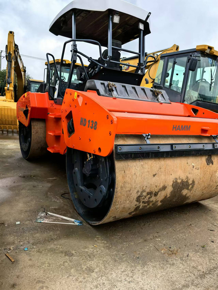 HAMM HD138 - Walzen: das Bild 2 HAMM HD138 - Walzen: das Bild 2