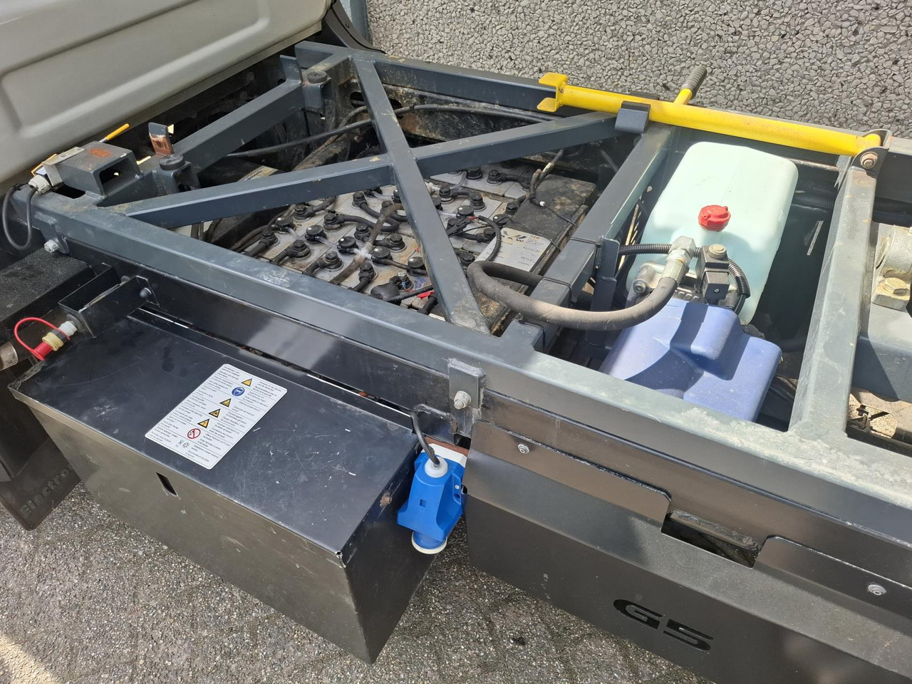 Goupil G5 Elektrische Stratenreinigingsmachine T-92-BSX - Andere Technik: das Bild 2 Goupil G5 Elektrische Stratenreinigingsmachine T-92-BSX - Andere Technik: das Bild 2