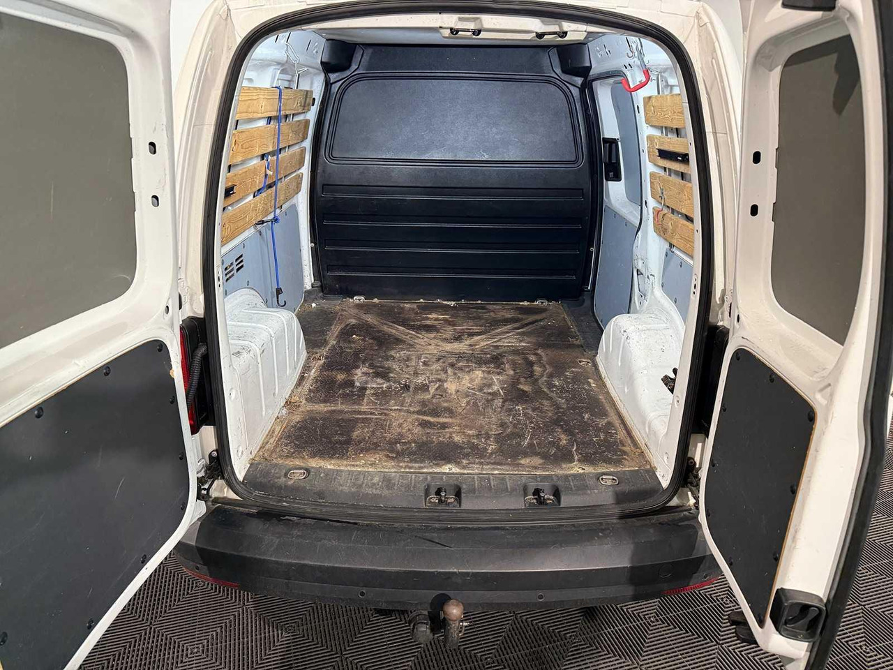 Volkswagen Caddy 2.0 TDI L1H1 BMT Comfortline VZ-140-J 169.307 km - Andere Technik: das Bild 3 Volkswagen Caddy 2.0 TDI L1H1 BMT Comfortline VZ-140-J 169.307 km - Andere Technik: das Bild 3