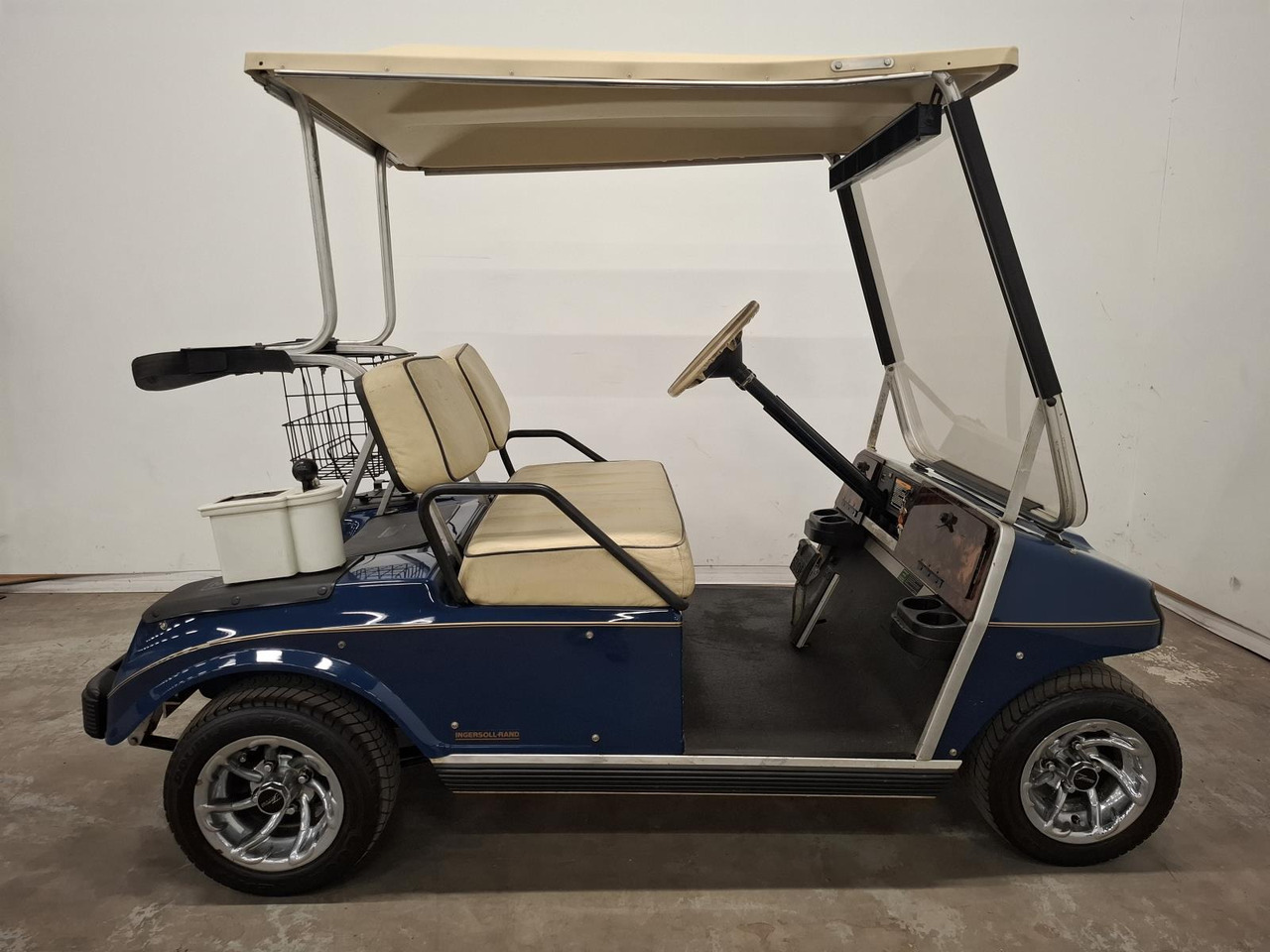 ClubCar Ds 2 seater T-50-BVD - Golfmobil: das Bild 3 ClubCar Ds 2 seater T-50-BVD - Golfmobil: das Bild 3