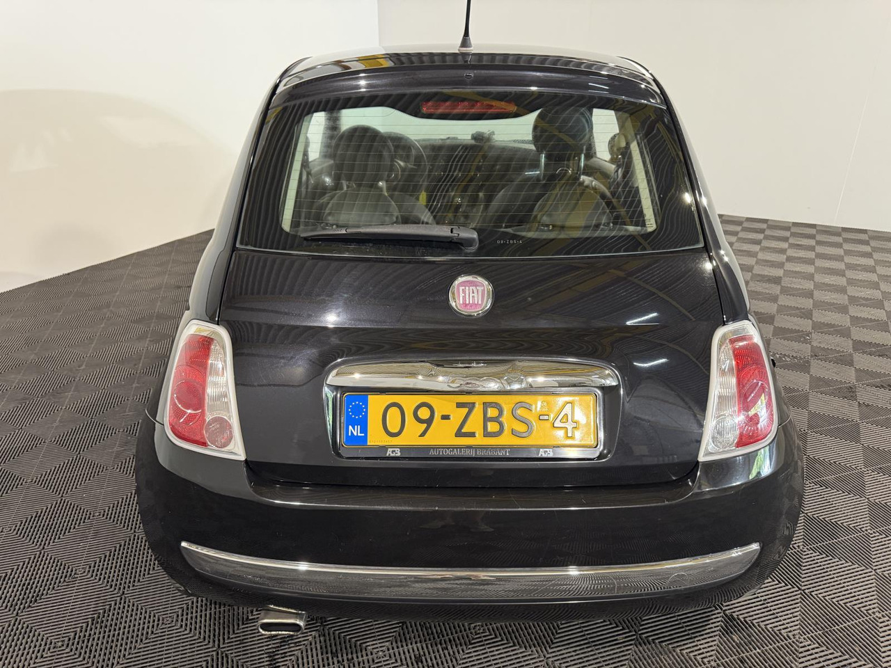 Fiat 500 0.9 TwinAir Pop | 2012 | 160.622 km | 09-ZBS-4 - Schrägheck: das Bild 3 Fiat 500 0.9 TwinAir Pop | 2012 | 160.622 km | 09-ZBS-4 - Schrägheck: das Bild 3