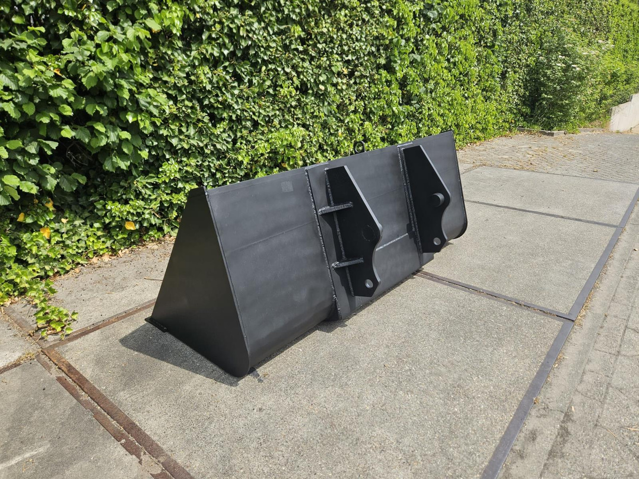 Grondbak t.b.v. Verreiker – Nieuw, Breedte 220 cm (2) - Ladeschaufel: das Bild 4 Grondbak t.b.v. Verreiker – Nieuw, Breedte 220 cm (2) - Ladeschaufel: das Bild 4