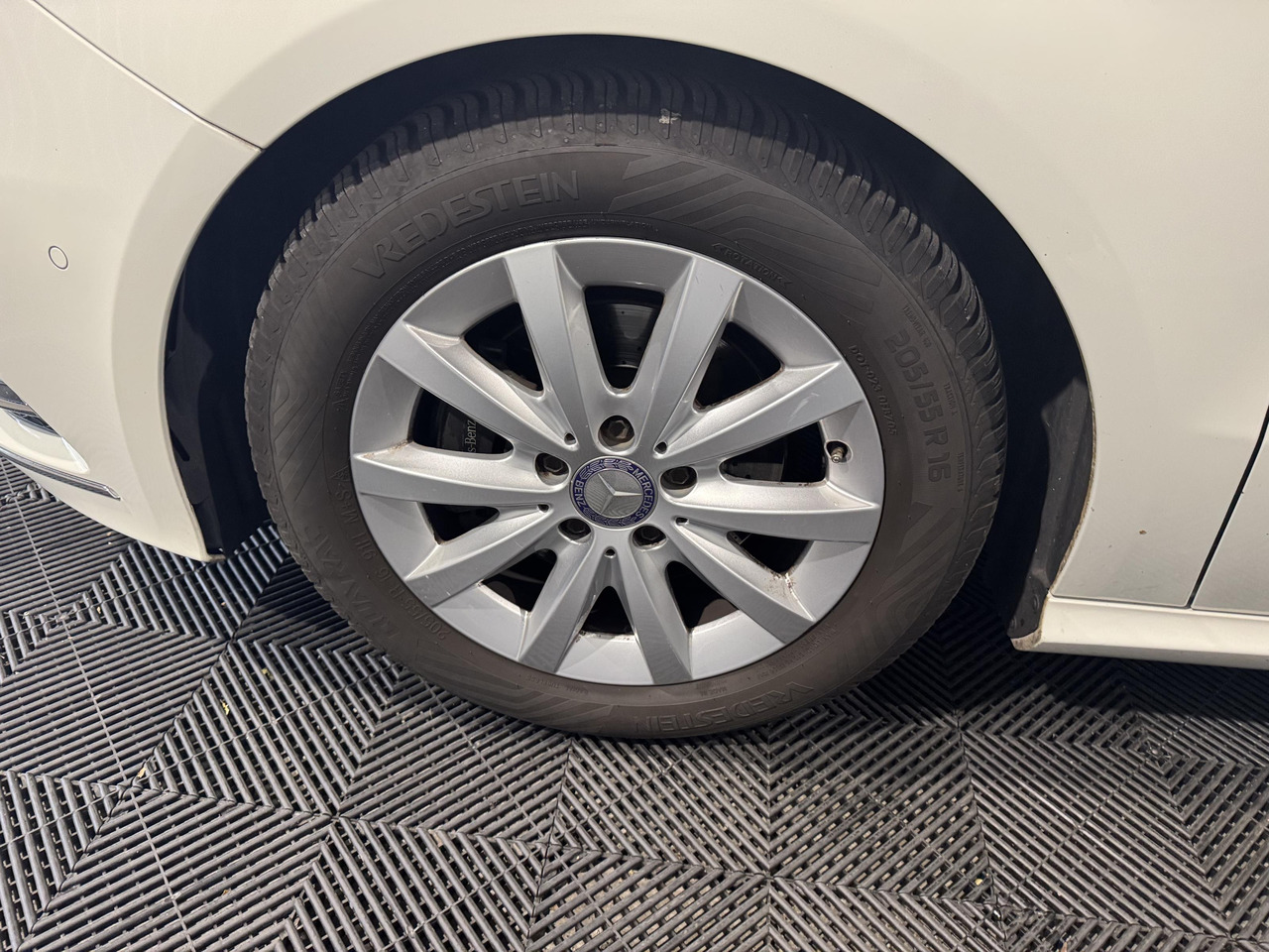PKW Mercedes-Benz | B-klasse | 180 Ambition | 2012 | 131.978 km | G005BR | Geen oordeel: das Bild 20