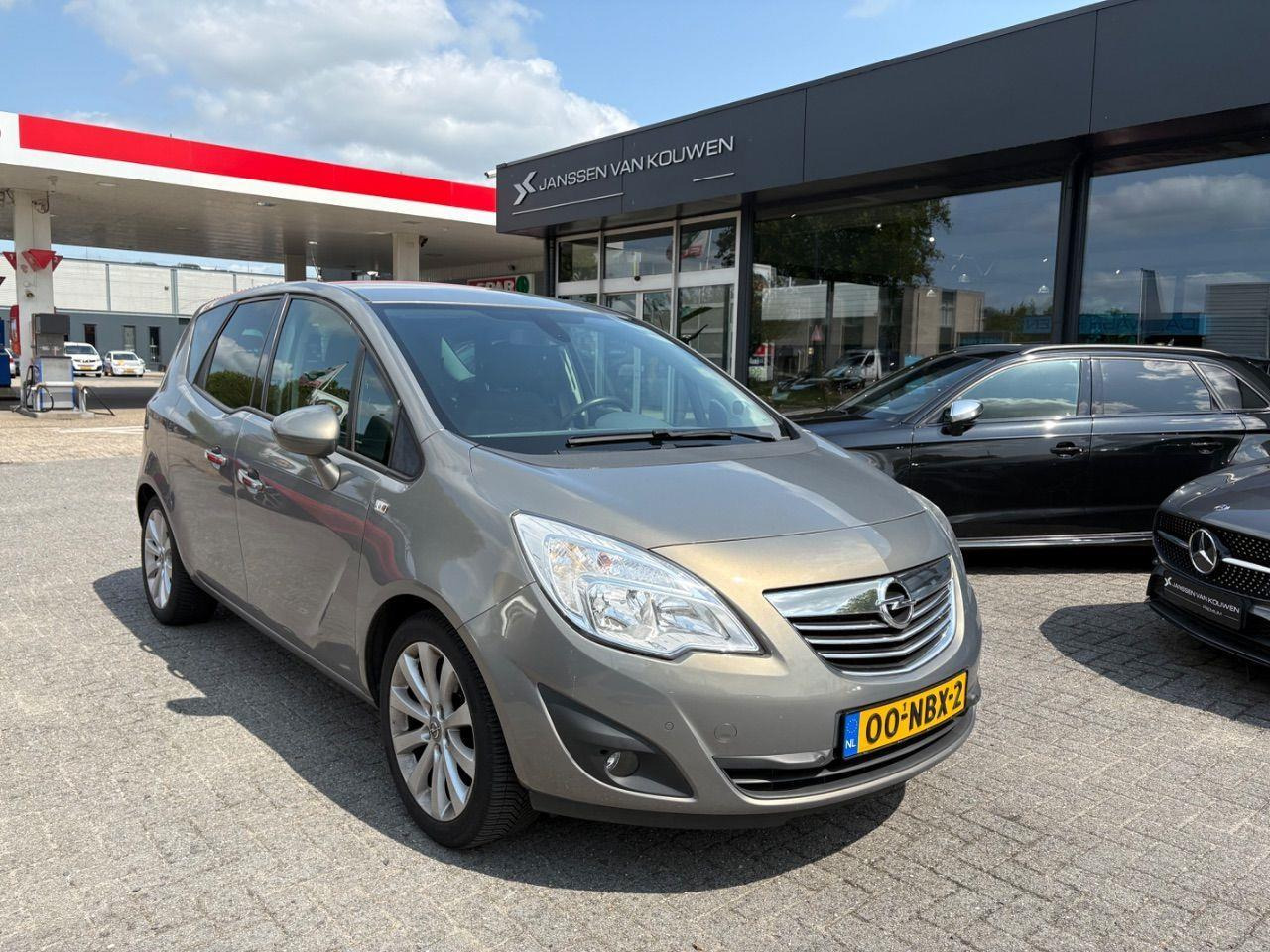 Opel Meriva 1.4 Turbo Cosmo | 2010 | 100.479 km | 00NBX2 | NAP: Logisch - PKW: das Bild 2 Opel Meriva 1.4 Turbo Cosmo | 2010 | 100.479 km | 00NBX2 | NAP: Logisch - PKW: das Bild 2
